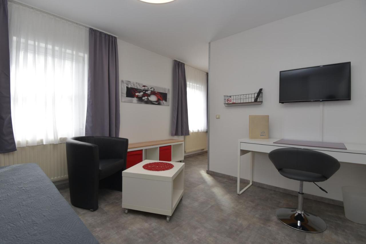 Hotel Wolke Майнинген Экстерьер фото